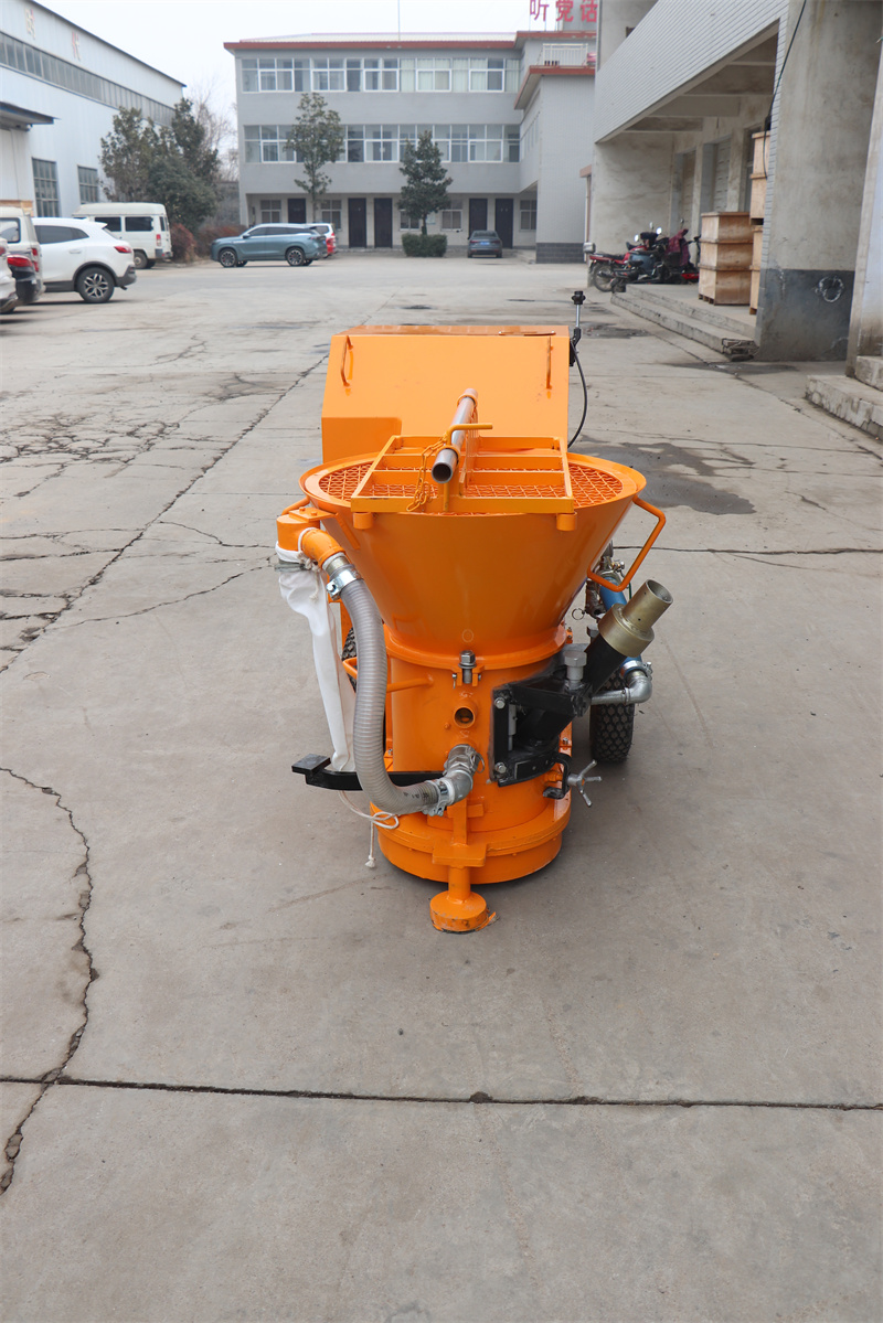 Shotcrete machine for spraying concrete