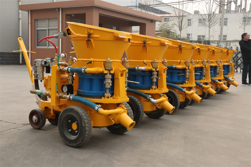 Concrete spraying machine for Dam construction