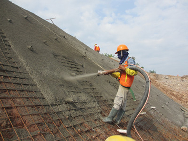 Shotcrete Gunite Machine Used for Slope Project in Indonesia